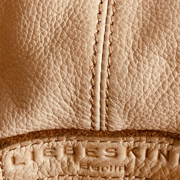 Liebeskin Berlin crossbody - Picture 4 of 9